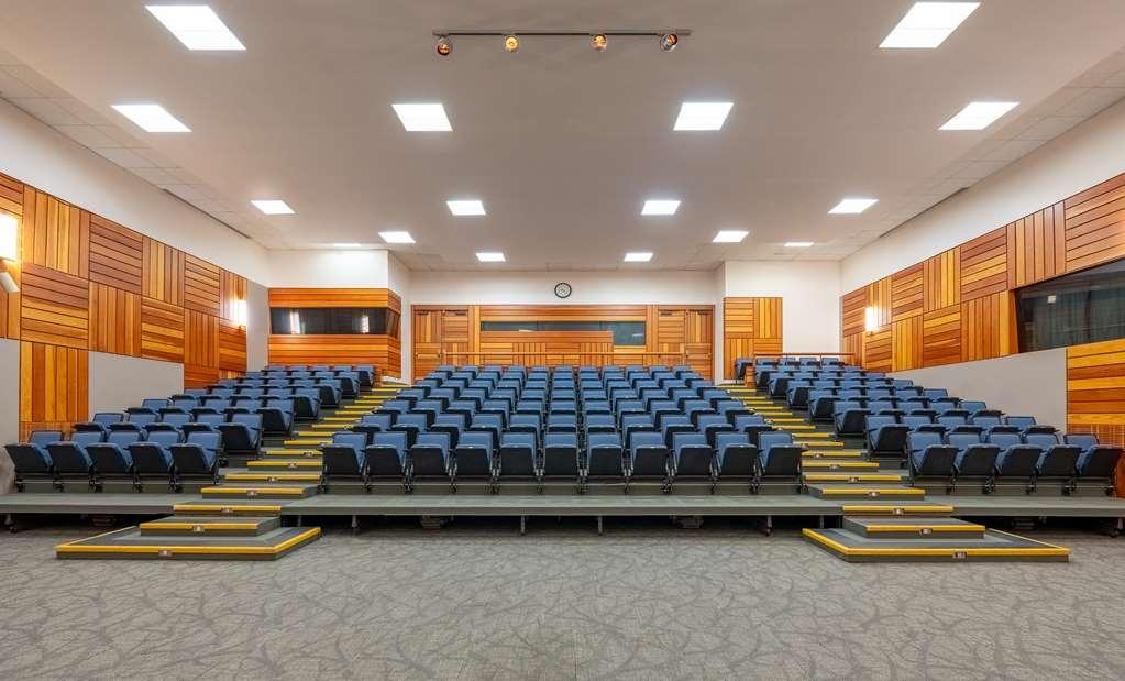 Dev Hotel And Conference Centre Cornwall Facilidades foto
